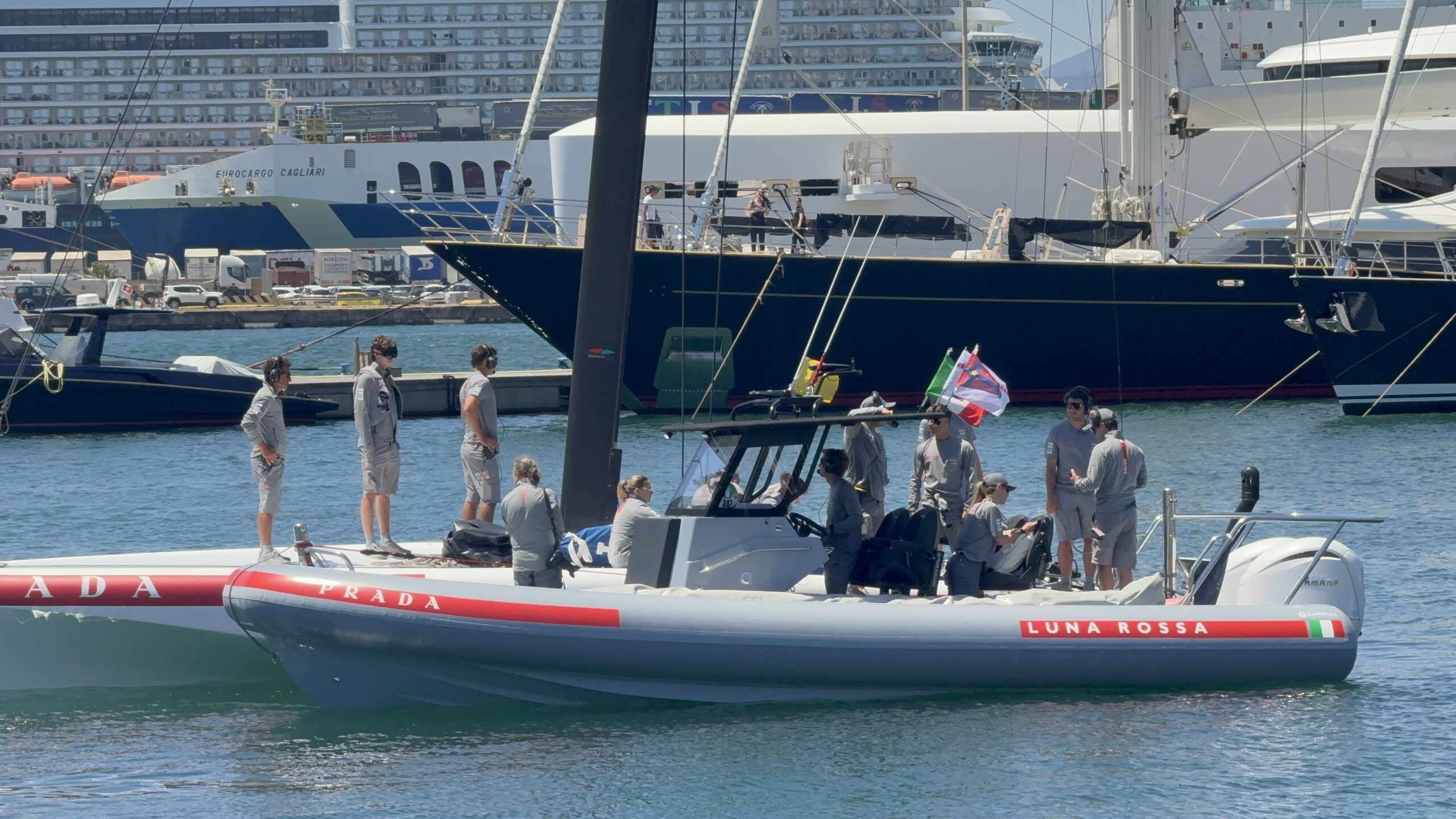 Tender Luna Rossa Prada Pirelli al Molo Ichnusa di Cagliari, maggio 2026